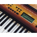 Yamaha PSR-E360DW - Clavier dynamique finition érable