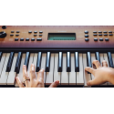 Yamaha PSR-E360DW - Clavier dynamique finition érable