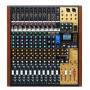 Console Model 16 Tascam : L'Alliance Parfaite Analogique et Numérique.