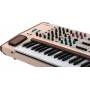 Gros plan sur le clavier innovant FullTouch MPE du PolyBrute 12