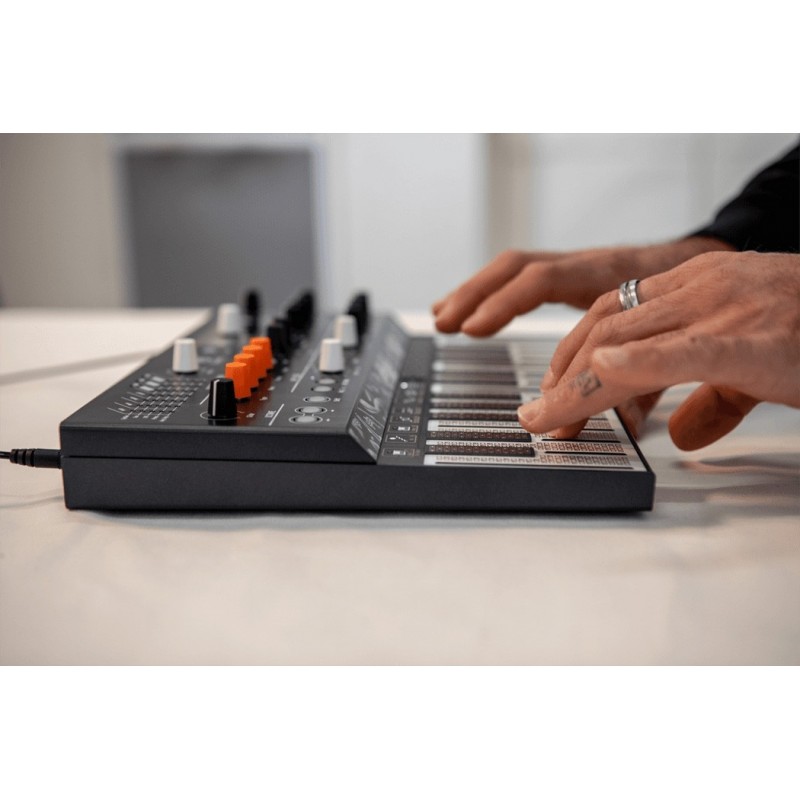 Arturia MICROFREAK Un petit synthé mais ultra féroce