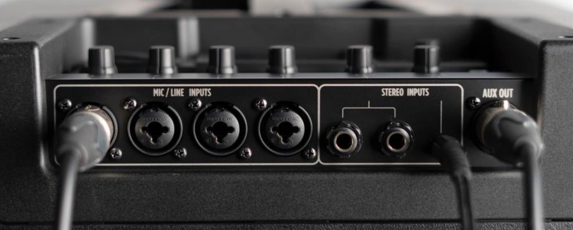 Arriere et connectique JMIX9